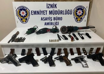 İZNİK İLÇE EMNİYET EKİPLERİNDEN ŞOK BASKIN