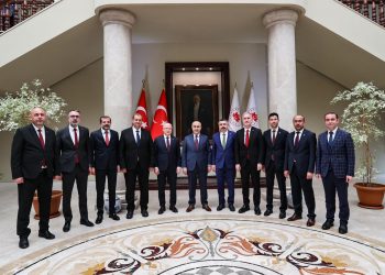 BAŞKAN USTA’DAN KURUM ZİYARETLERİ