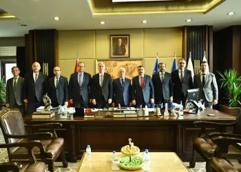 AK PARTİLİ BELEDİYE BAŞKANLARINDAN MUSTAFA BOZBEY’E ZİYARET