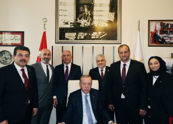 CUMHURBAŞKANI ERDOĞAN TBMM’DE BAŞKAN USTA’YI KABUL ETTİ