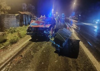 7 KİLOMETRELİK YAPILAMAYAN ÖLÜM YOLUNDA KAZA