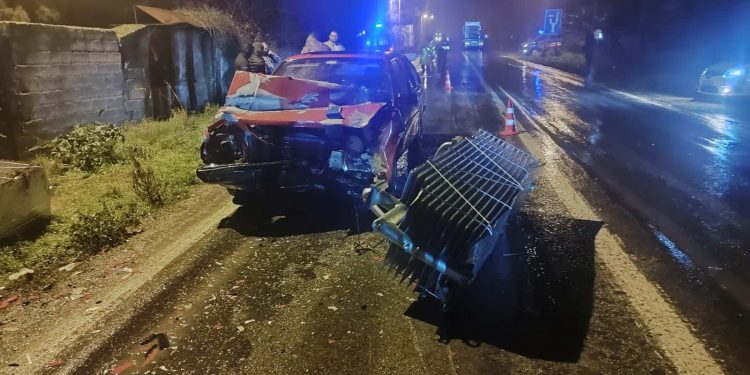 7 KİLOMETRELİK YAPILAMAYAN ÖLÜM YOLUNDA KAZA