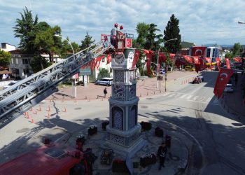 Can ve Canan Leylek Yuvalarına Geldi