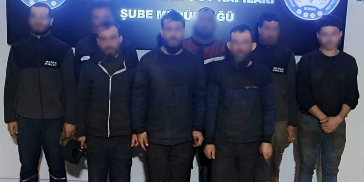 BURSADA GÖÇMEN KAÇAKÇILIĞINA GEÇİT YOK