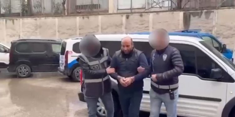 Bursa’da Silah İmalatı Ve Ticareti Yapan Şahıs Yakalandı.    