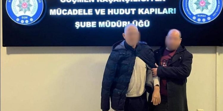 Bursa’da Kaçak Yabancı Uyruklu Şahısların Çalıştırıldığı İş Yerine Operasyon.