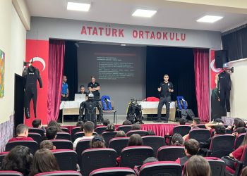 Bursa Emniyet Müdürlüğünden Okul Ziyareti