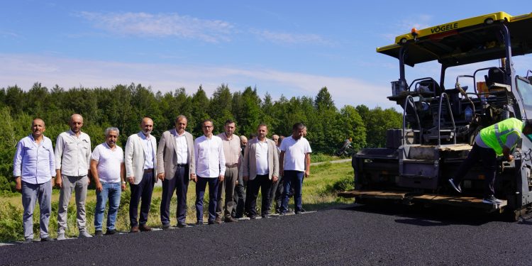İZNİK GÖLCÜK YOLU ASVALTLANIYOR